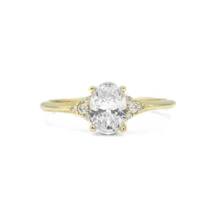 14ky Oval-Shaped Encrusted Tapered Diamond Ring