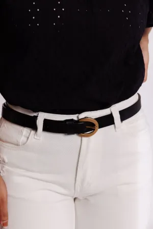 Curved Buckle Belt in Black