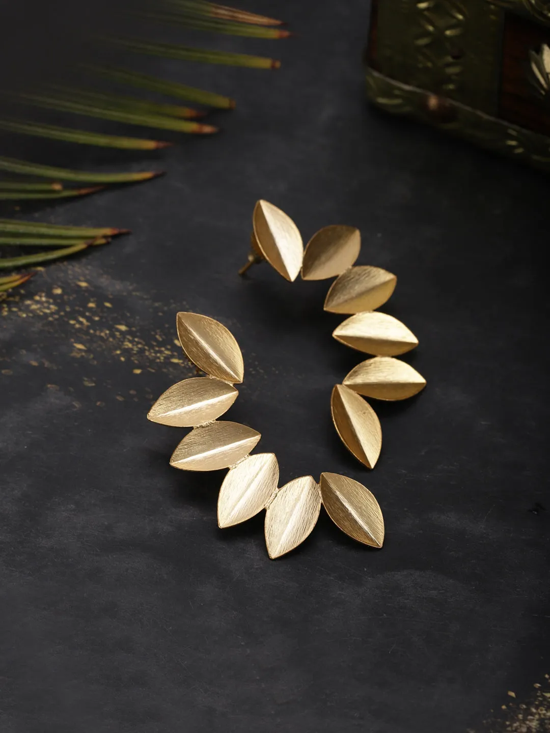 Jewelry - berserk - gold plated leaf cuffs