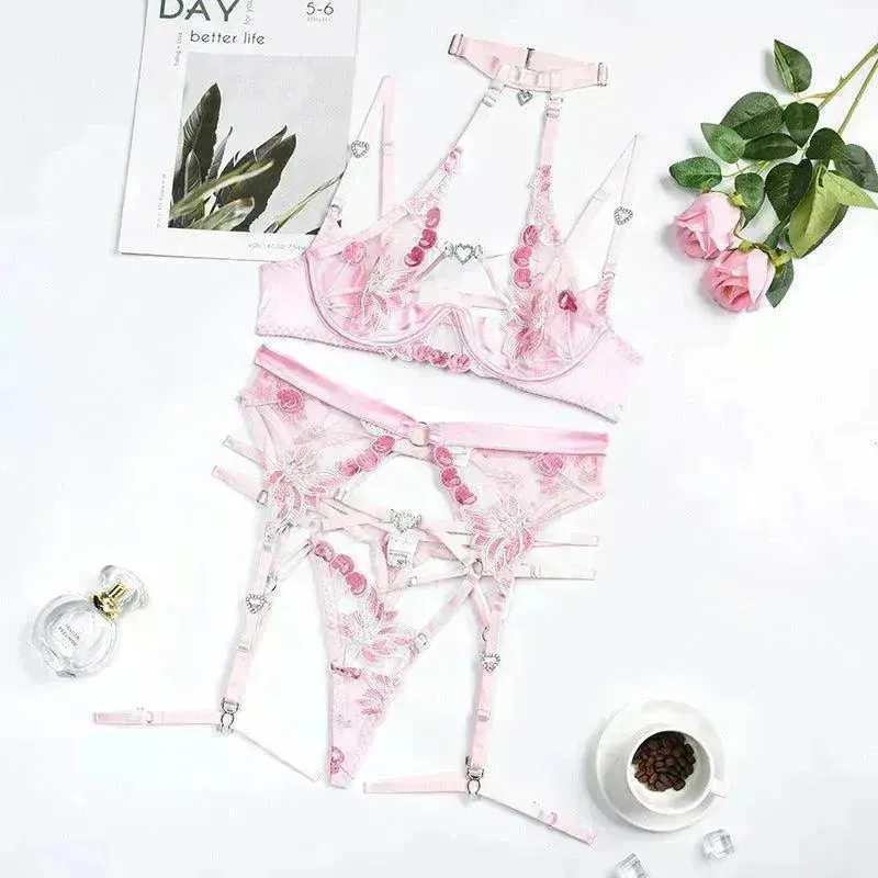 Love Drill Buckle Charming Cutout Embroidered Charming Lingerie Suit