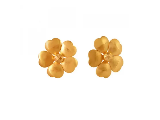 Minimal Style 22k Gold Jewellery Set With Charming Flower Design