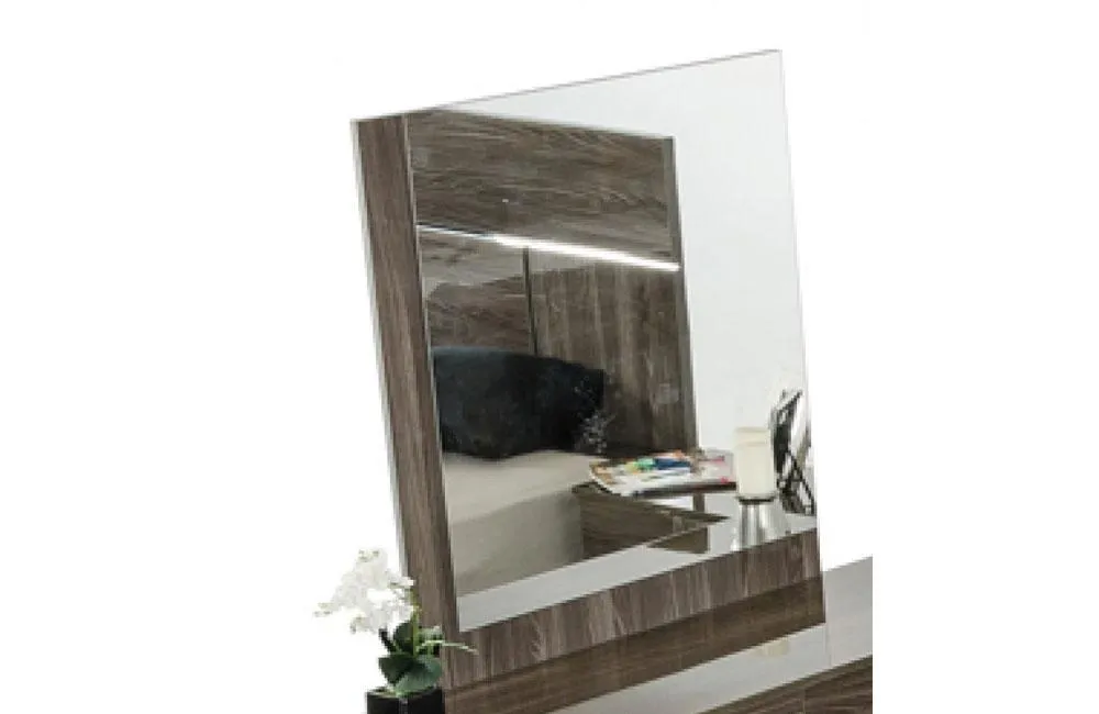 Picasso Italian Modern Lacquer Mirror Gray