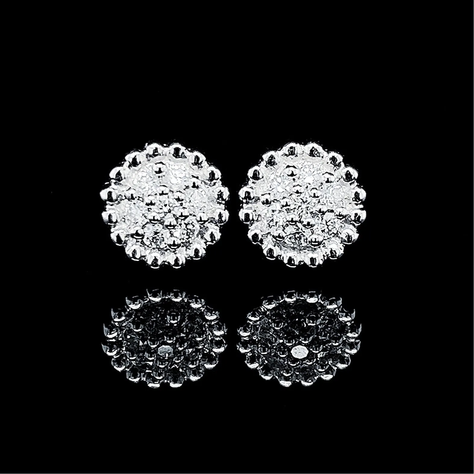 PREORDER | Classic Round Diamond Studded Earrings 14kt