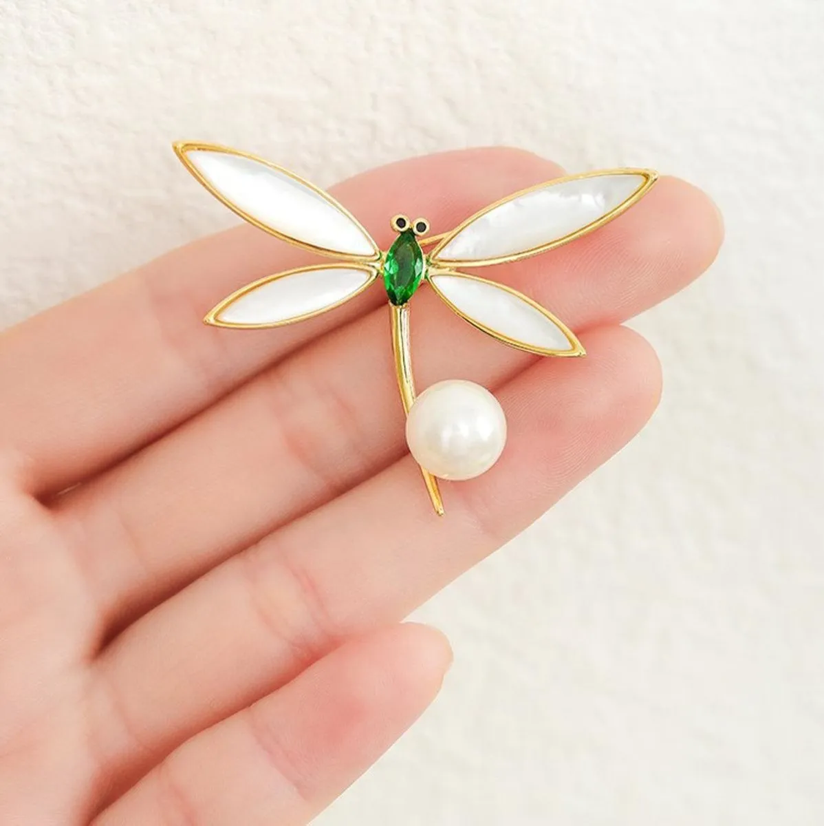 Simple Elegant Dragonfly Brooch