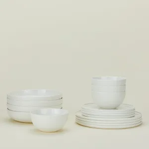 Simple Porcelain Dinnerware 16-Piece Set