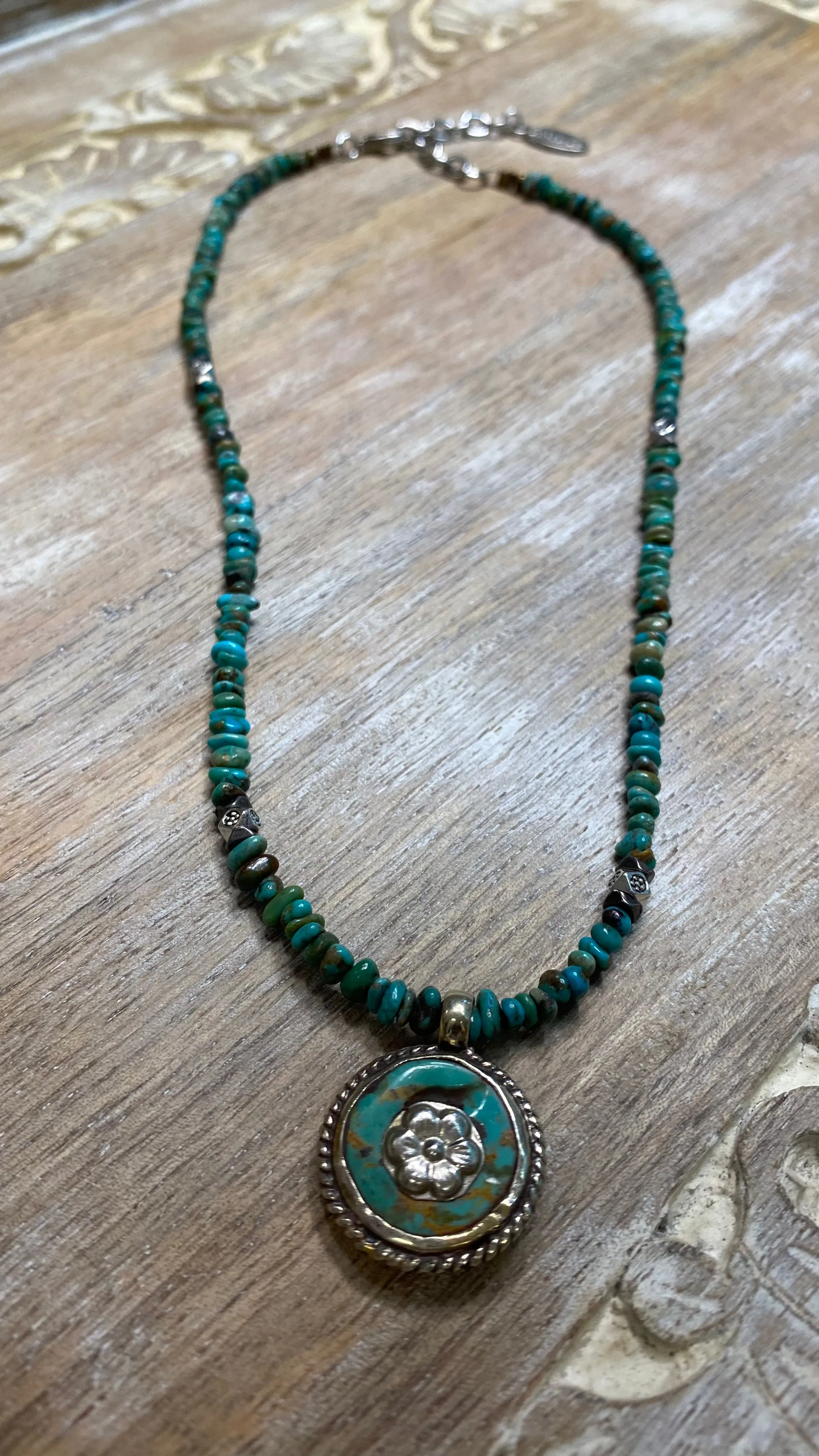 Simple Turquoise Pendent Necklace