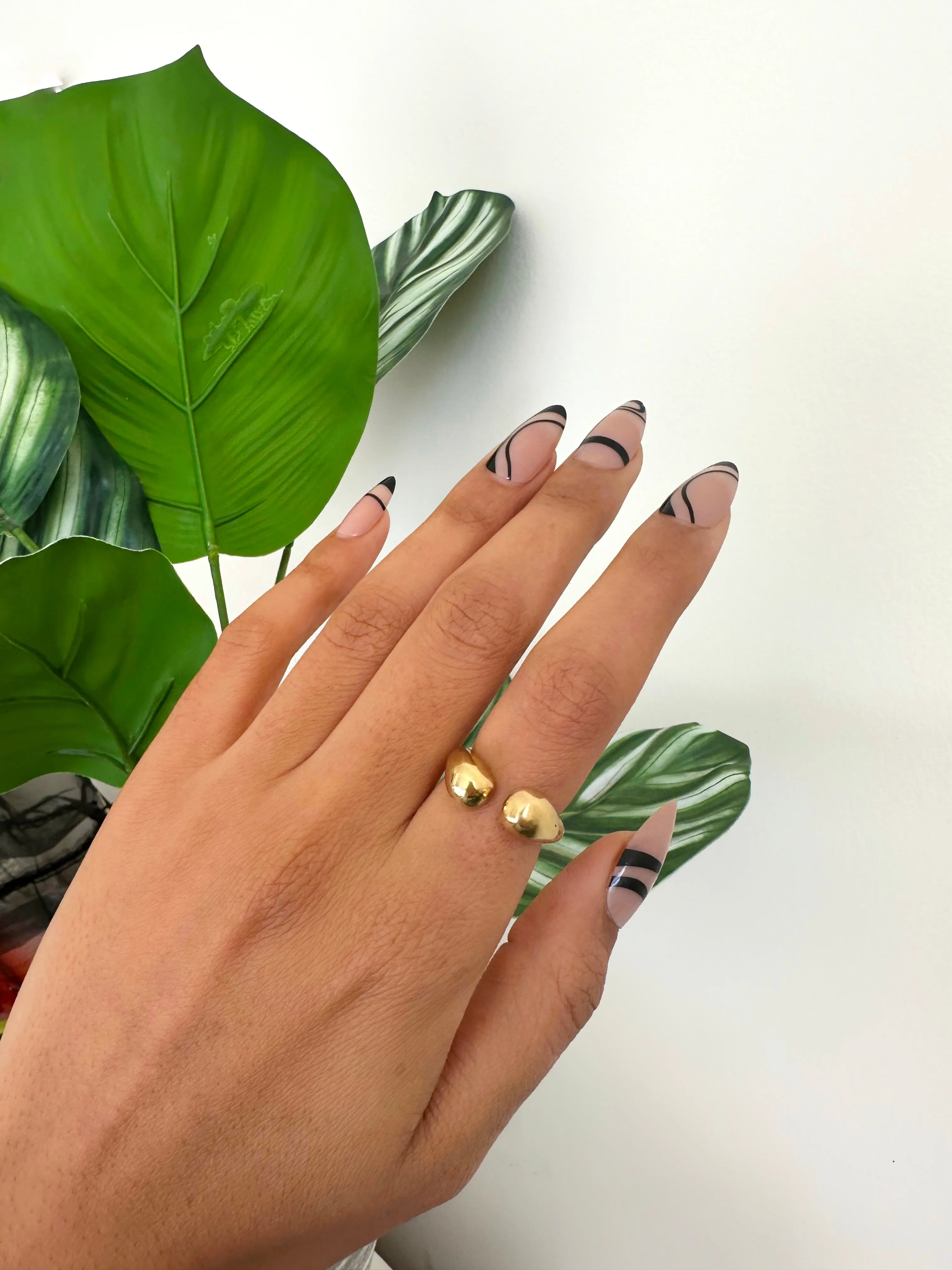 Werkitu Sphere Ring - A Simple and Elegant Accessory